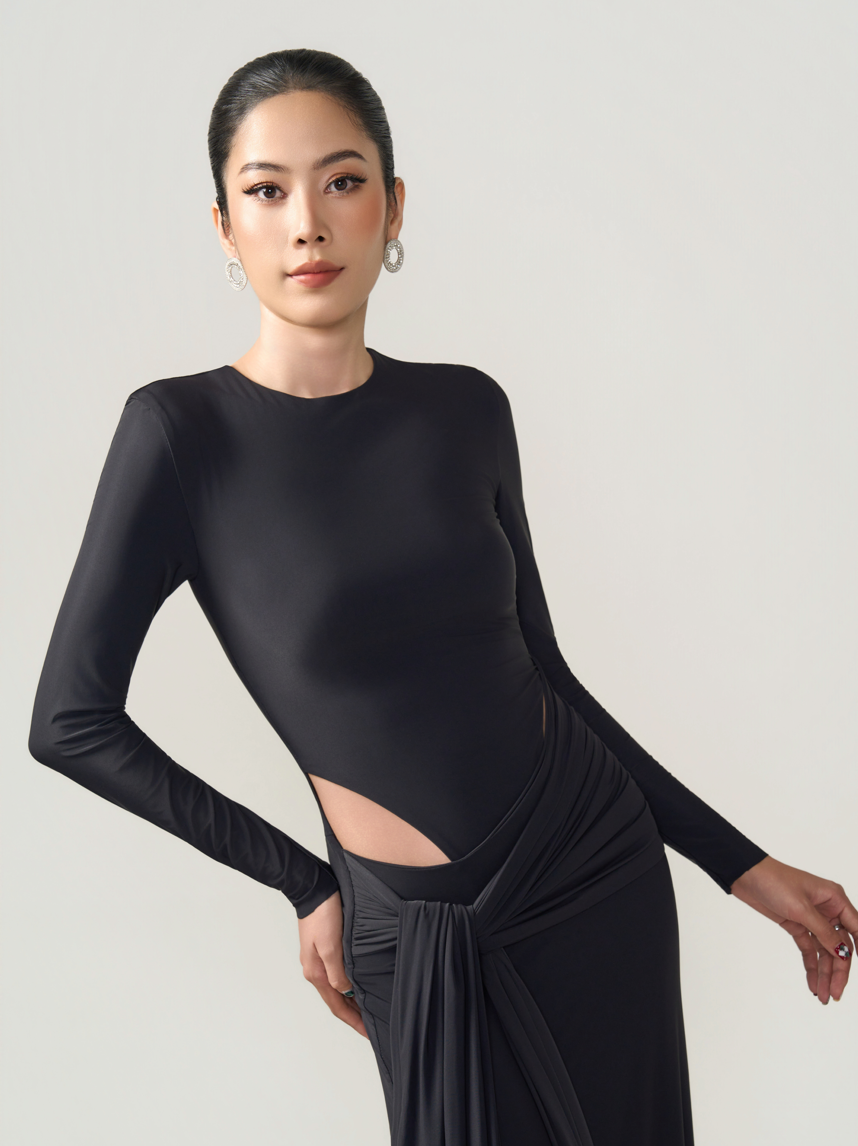 Sofine Black